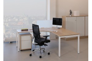 Компьютерный стол Nova U с выемкой (для неск. сотрудников)