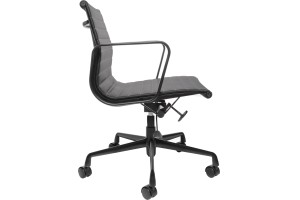 Кресло Eames Ribbed Office Chair EA 117 Total Black