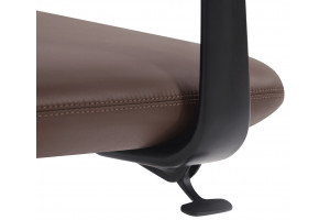 Кресло руководителя Venetto черная база/кожа, коричневый