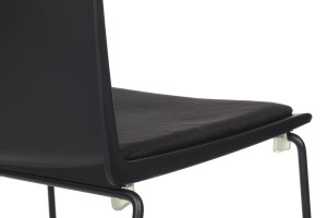 Кресло на полозьях Simple пластик/ткань, черный (минимальный заказ 10 шт.)