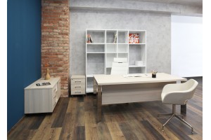 Офисный стол Fermo Light 180 см хромированные опоры