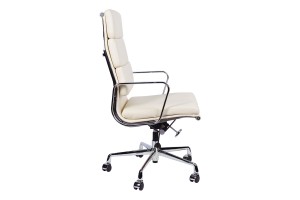 Кресло Eames  HB Soft Pad Executive Chair EA 219 кремовая кожа