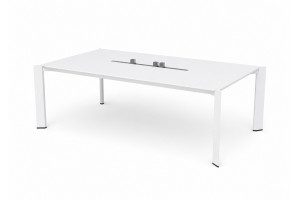 Переговорный стол Arctis 220x120 c электрификацией