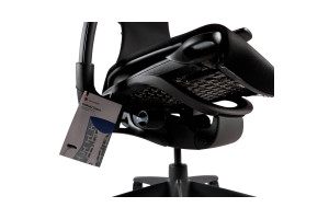 Кресло Herman Miller Embody Black (Rhythm) Кресло Herman Miller Embody Black (Rhythm)