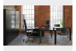 Дизайнерский стол Fermo 200см черные опоры 